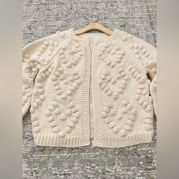 Anthropologie Style Chunky Pom Pom Heart Cardigan Sweater Puffs Size M Cream - Picture 11 of 11